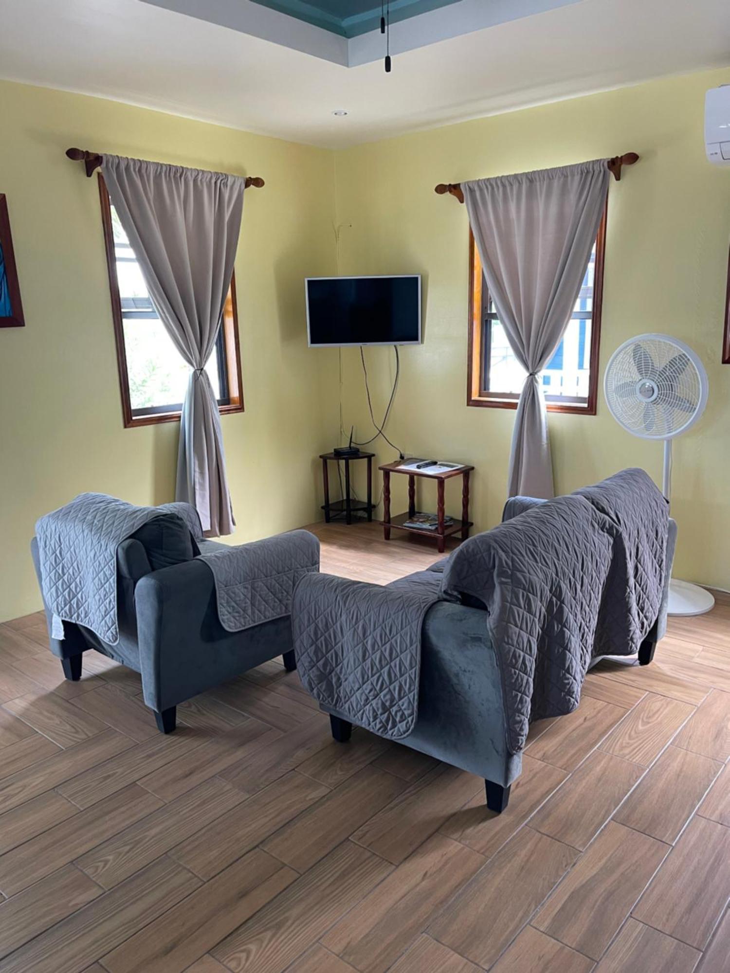Hidden Treasure Vacation Home Blue Bay Cottage كاي كولكر المظهر الخارجي الصورة